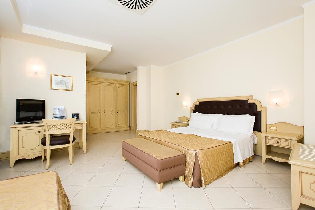 Grand Hotel Faraglioni Aci Trezza Pokój zdjęcie